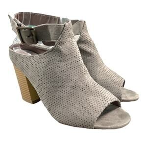 Nature Breeze (8.5) Gray Perforated Faux Suede Peep Toe Chunky Heel Booties